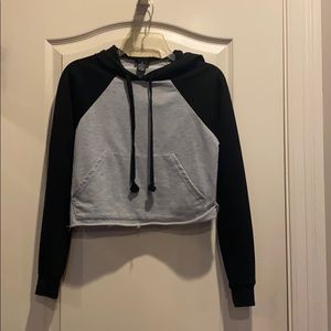 cropped sweatshirt